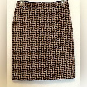 Ann Taylor Rose Gold & and Navy Blue Houndstooth Pencil Skirt sz 10.
